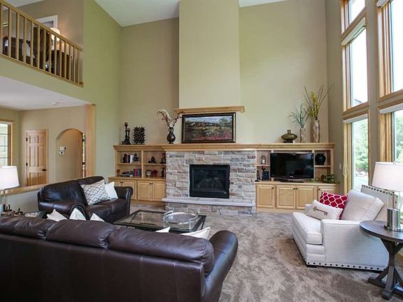 5th image of 2366 Wildwood Dr