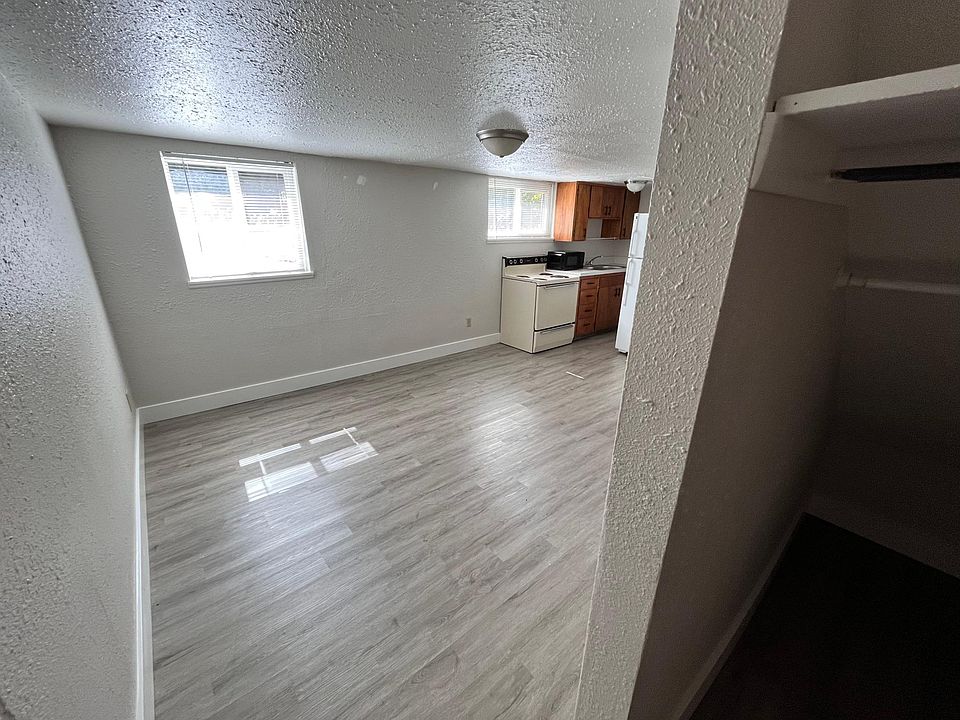 440 N 400 E Apt B, Logan, Ut 84321 