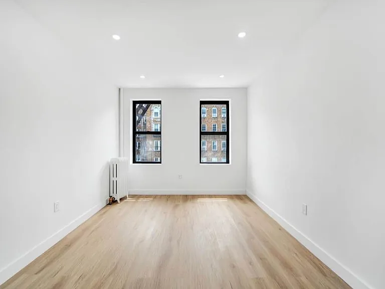 617 W 170th St #4C — Photo 5