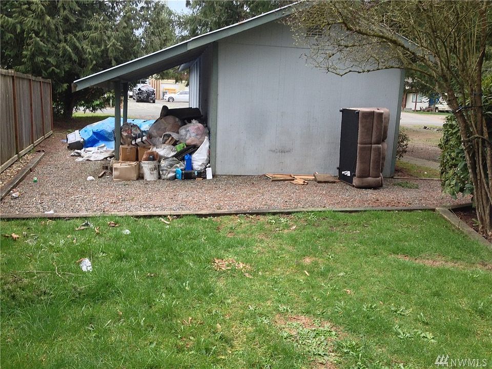 2nd image of 20806 92nd St E