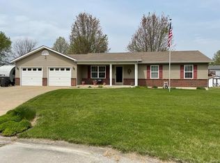 1037 Cottonwood Ct, Troy, MO 63379