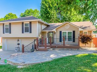 1810 SW 3rd St, Lees Summit, MO 64081