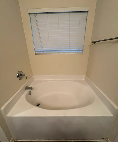 661 Carlton Pointe Dr — Photo 7