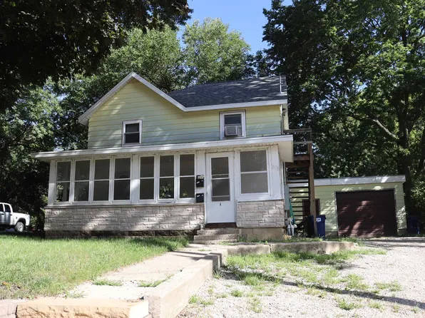 510 Lake St, Spirit Lake, IA 51360