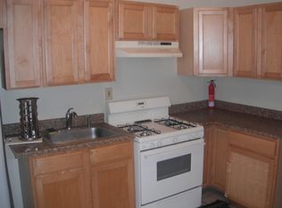 316 3rd St APT 1, Jersey City, NJ 07302