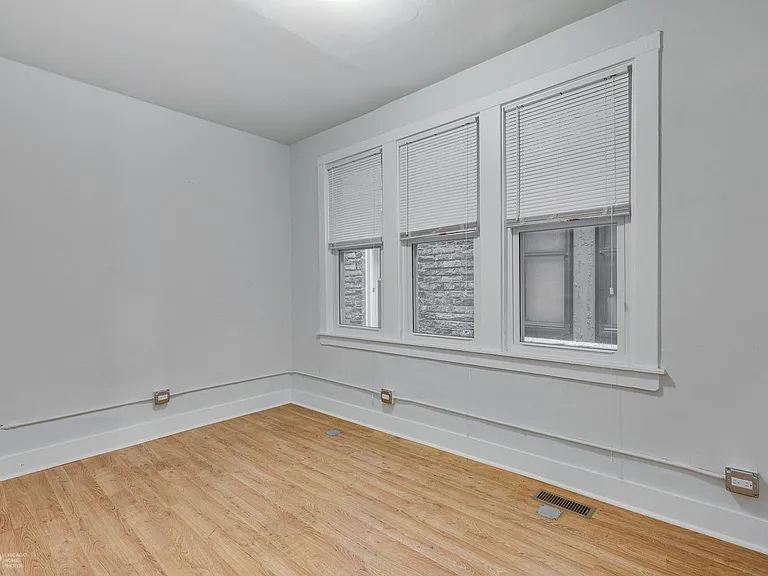 1713 N Honore St #1 — Photo 5