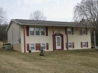 31 Creek Rd, Dauphin, PA 17018