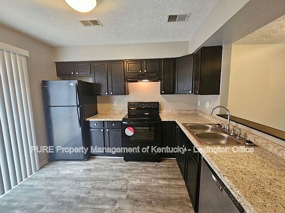 5th image of 2853 Snow Rd APT 7