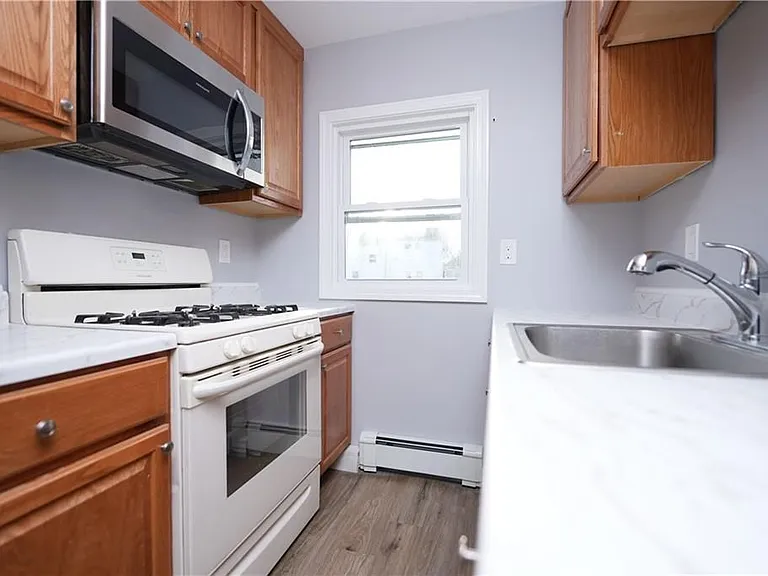 74 Hawes St #2 — Photo 11