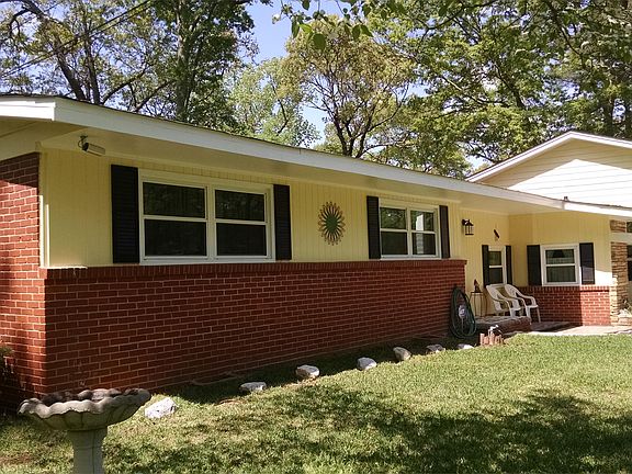 2nd image of 3512 S Georgetown Dr