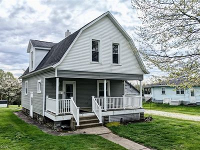 418 Jackson Ave NE, Brewster, OH, 44613