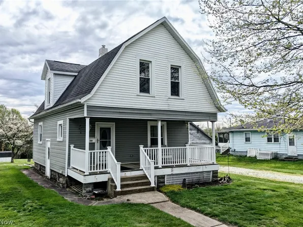 418 Jackson Ave NE, Brewster, OH 44613