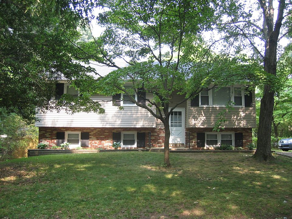 1st image of 1203 Southview Dr