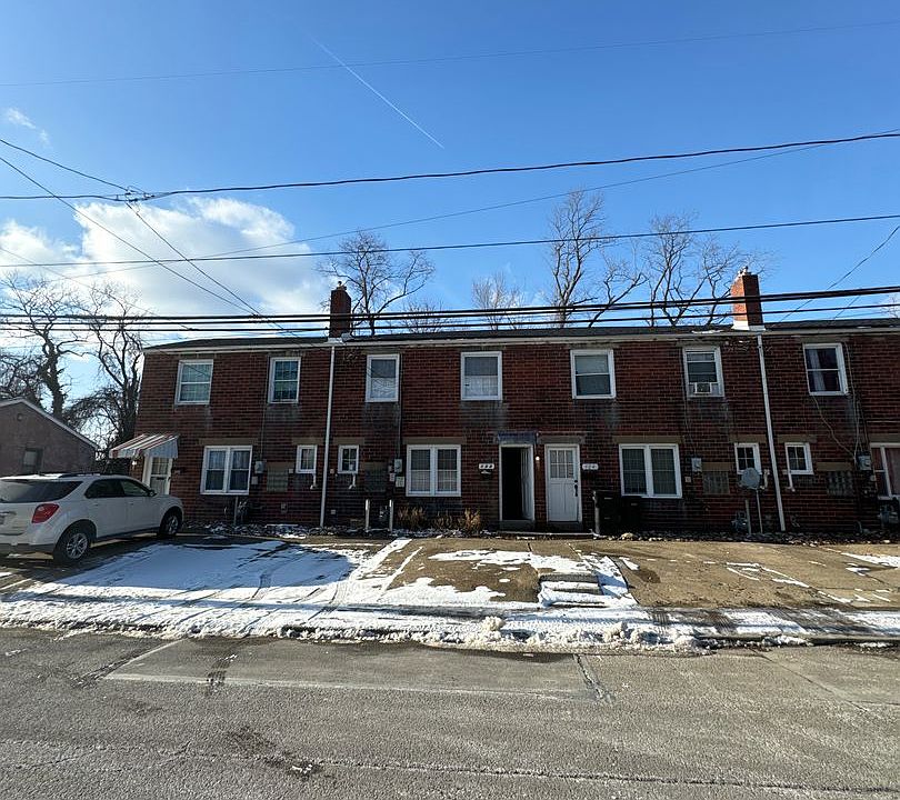 1st image of 120-126 Delaware Dr #122