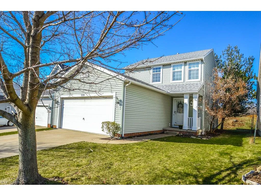 539 Wykeham Ct photo 1