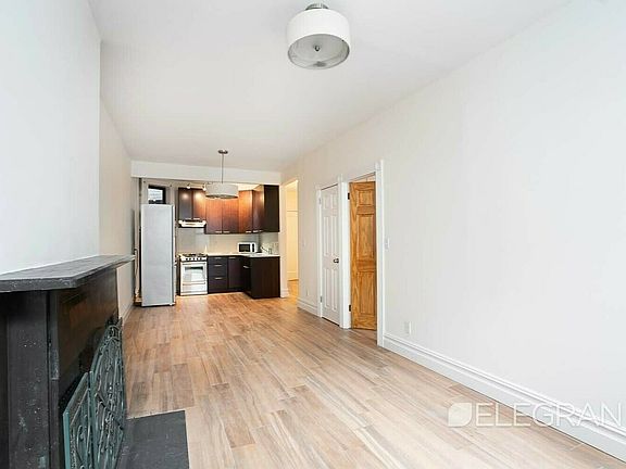 3rd image of 122 E 91st St APT 3B