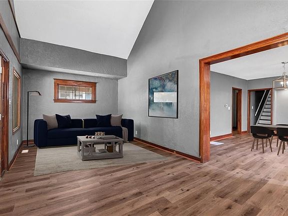 4th image of 4015 Benton Blvd