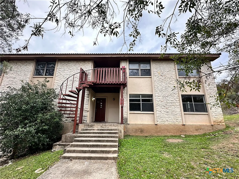 906 N Lbj Dr #4