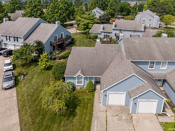 3rd image of 3706 N Lakeside Dr