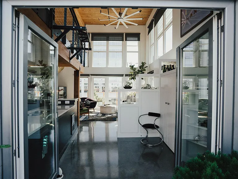 Indoor/outdoor living