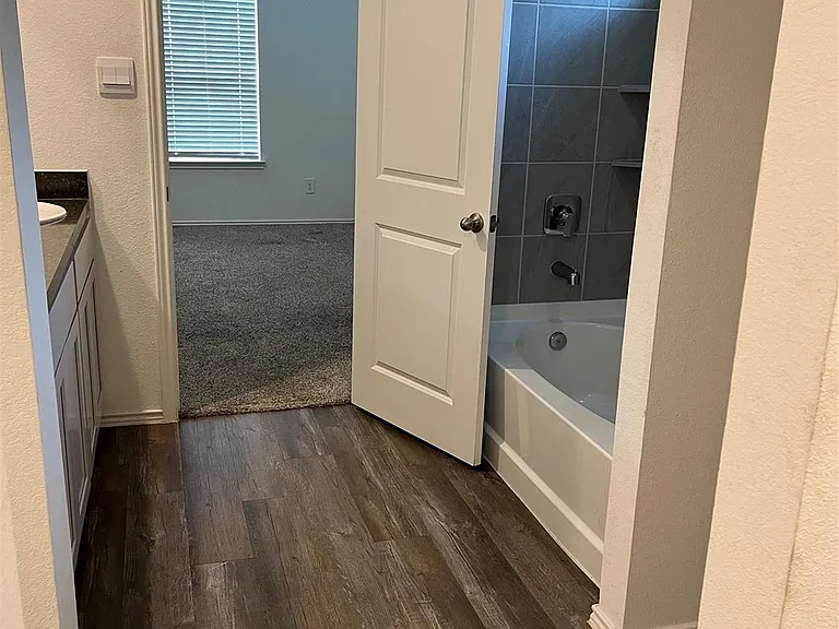 24203 Saddlestone Green Dr — Photo 23