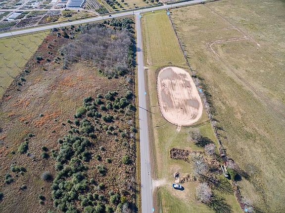 4th image of 31410 N Fulshear Dr