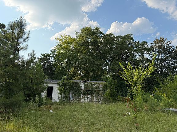 3rd image of 991 Cherryvale Dr