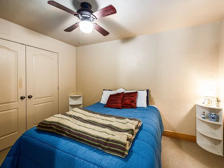 6144 N Fox Point Cir #C2 — Photo 10
