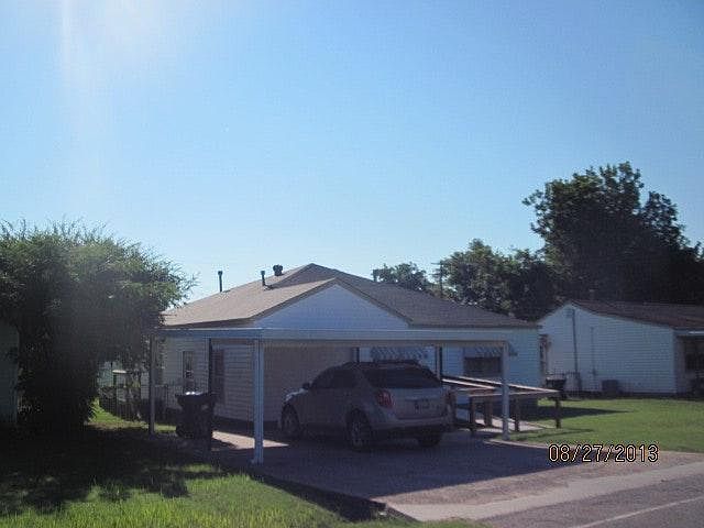 108 NW 4th Jones, OK