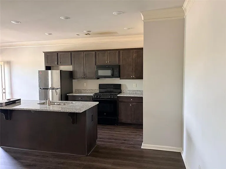290 Turtle Creek Dr — Photo 6