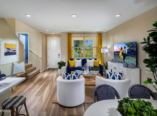 4586 S Renaissance Dr #102, Gilbert, AZ 85297