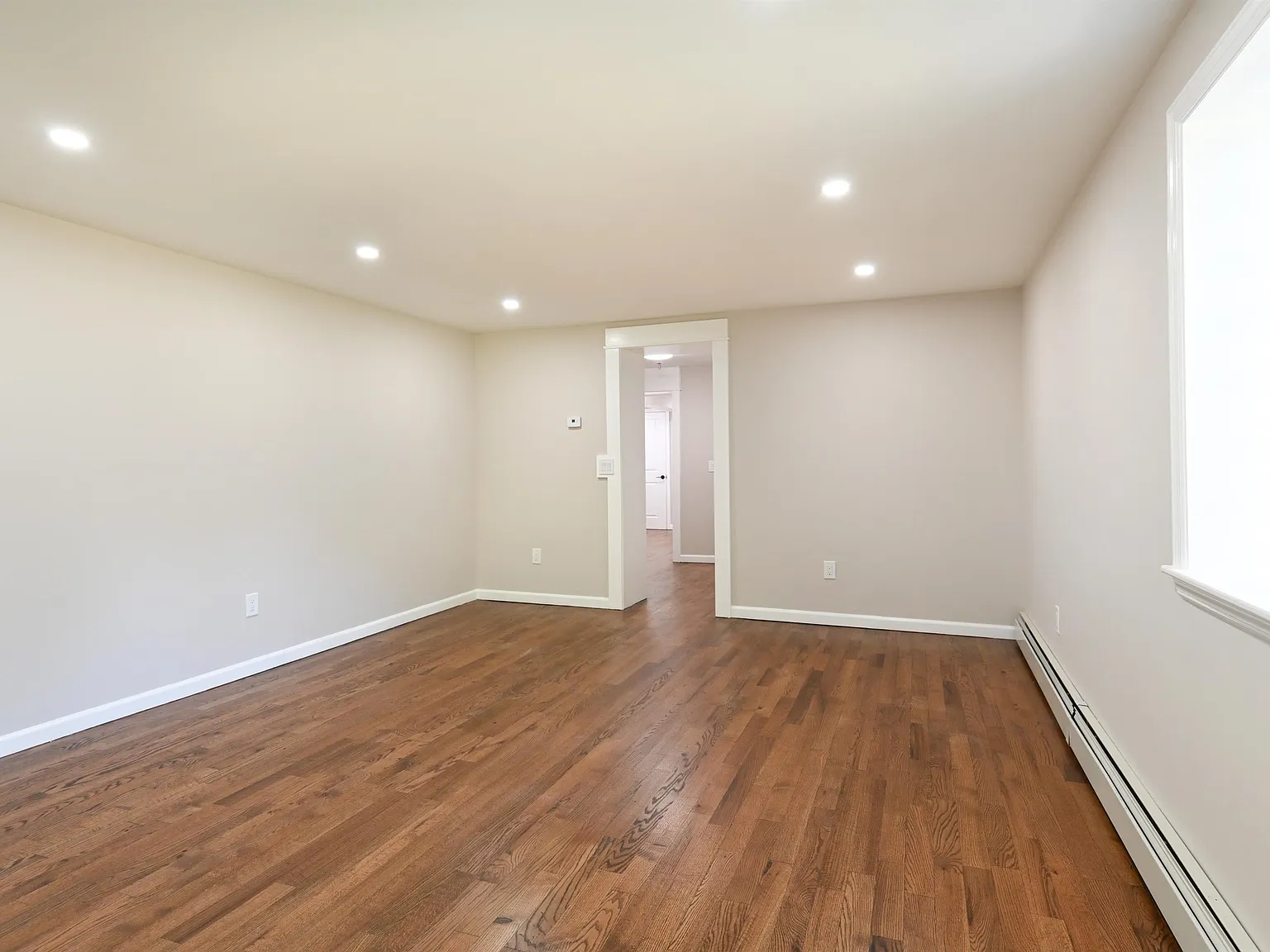 2 bed, 1.0 bath, $2,900 — Photo 3