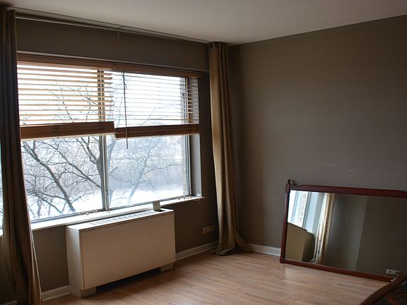 5th image of 7033 N Kedzie Ave APT 509