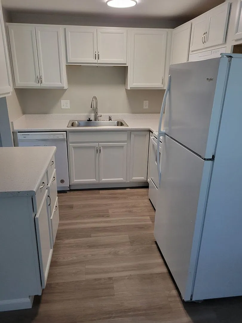 Stillwater Apartments — Photo 1