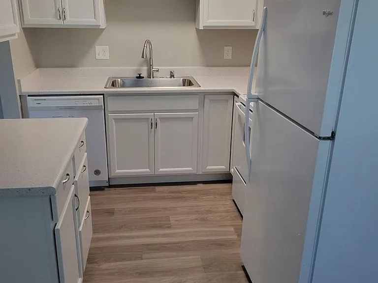 Stillwater Apartments — Photo 1