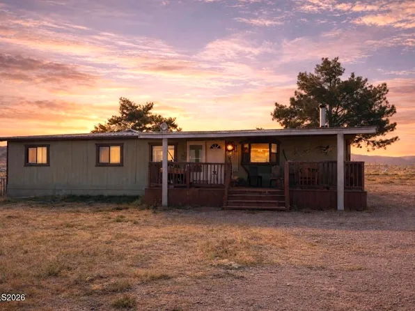 5 Rhoda Ln, Yerington, NV 89447