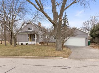 20 W Brown St, Lombard, IL 60148