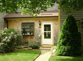 42 Roundhouse Rd #42, Buzzards Bay, MA 02532