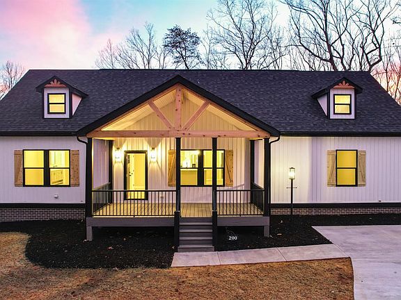 4th image of 200 Saunders Point Rd