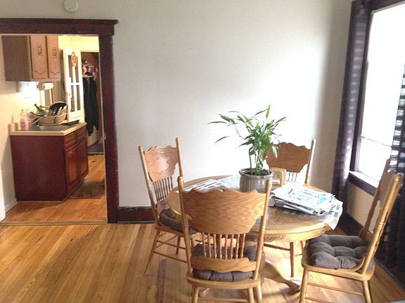 1st floor dinning room