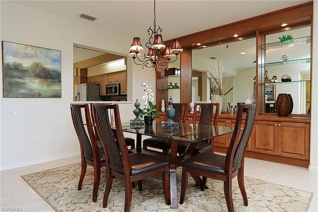 4 bed, 3.5 bath, 3200 sqft, $11,500 — Photo 4