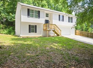 4015 Chapman Dr, Gainesville, GA 30506