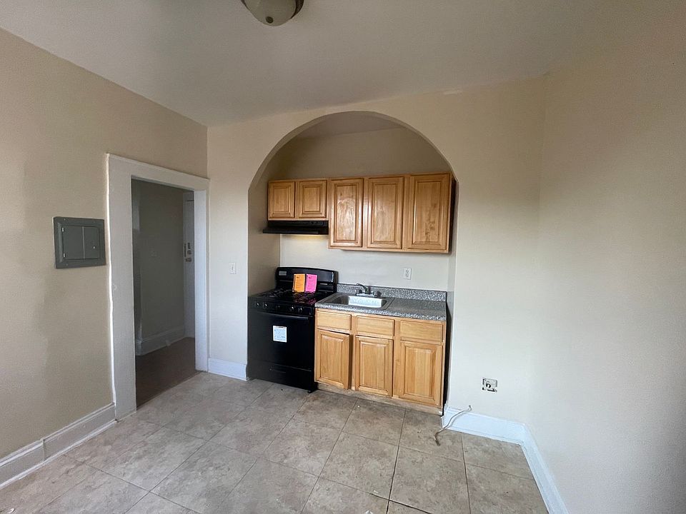 1st image of 789 Stuyvesant Ave APT C1