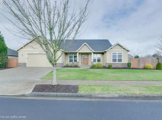 11952 Hazel Park Dr, Oregon City, OR 97045