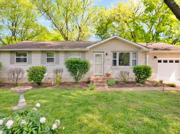 3724 Hillbrook Dr, Nashville, TN 37211