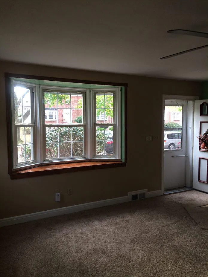 3 bed, 1280 sqft, $2,300 — Photo 4