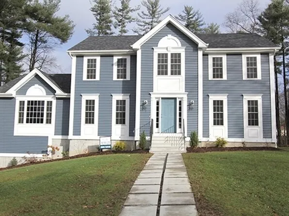25 Greenbriar Dr, Shrewsbury, MA 01545