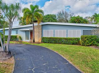 731 SW 28th Ave, Boynton Beach, FL 33435