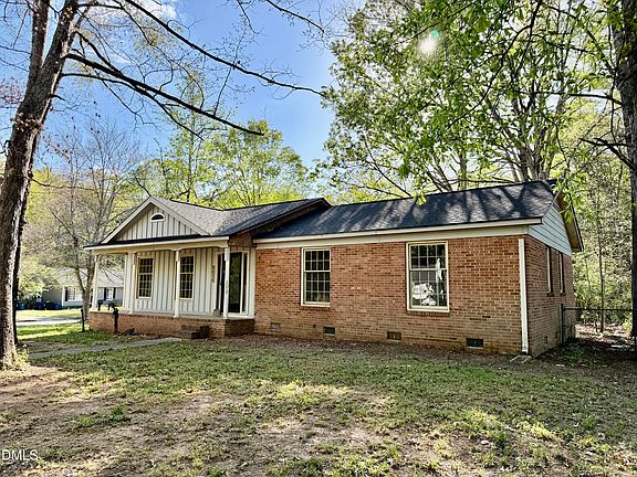 2nd image of 5834 Shamrock Rd