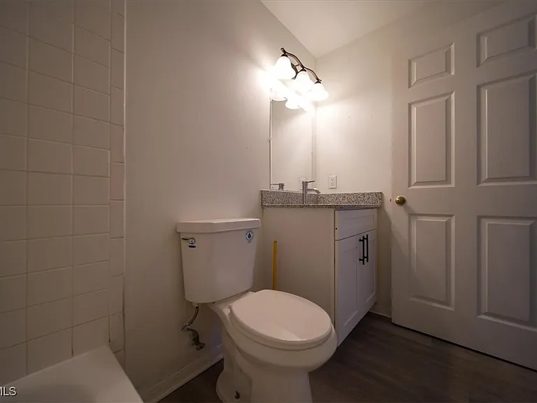 1502 Scholar Ct — Photo 21